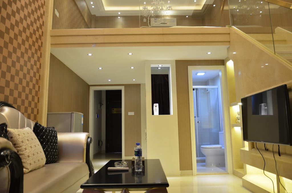 Private Enjoy Home Apartment Фошан Стая снимка