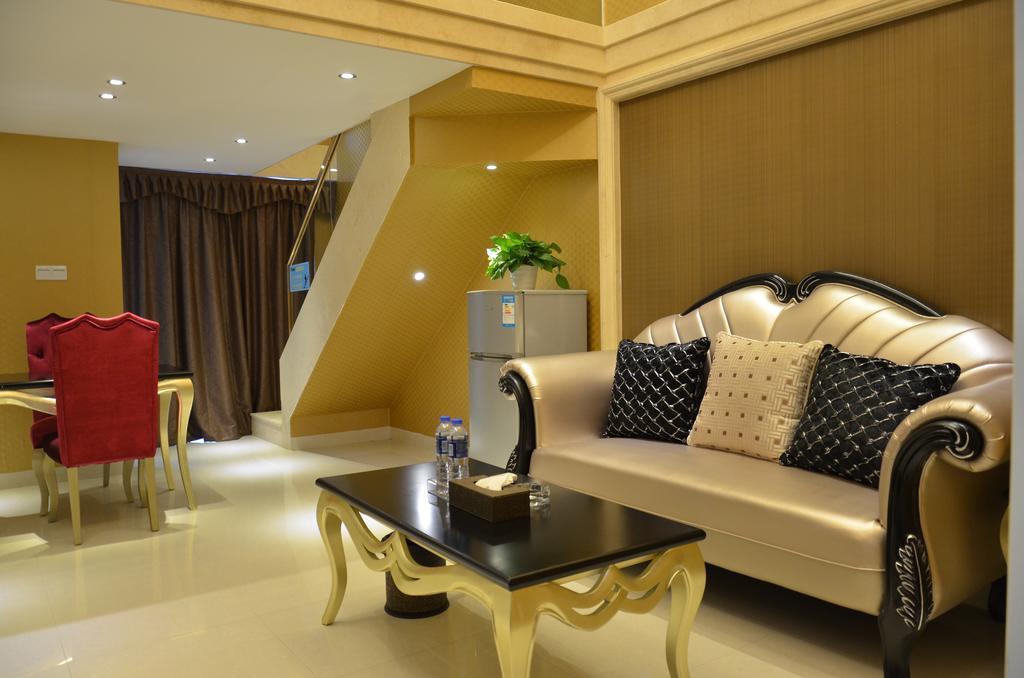 Private Enjoy Home Apartment Фошан Стая снимка