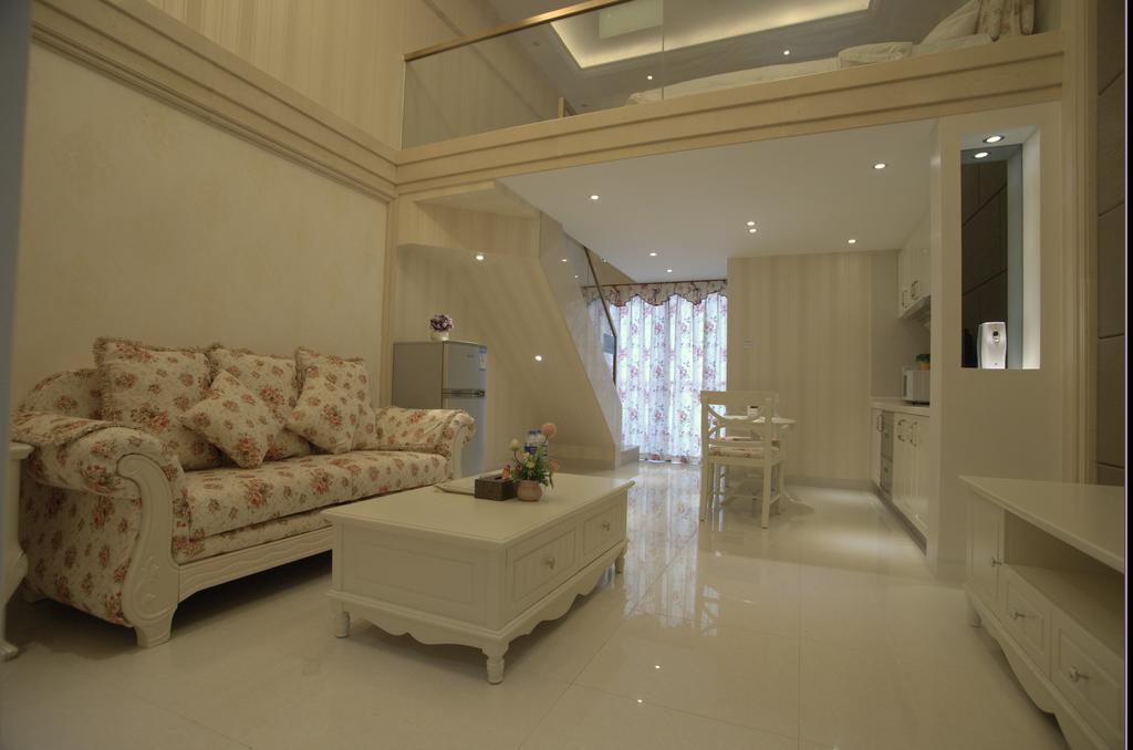 Private Enjoy Home Apartment Фошан Стая снимка
