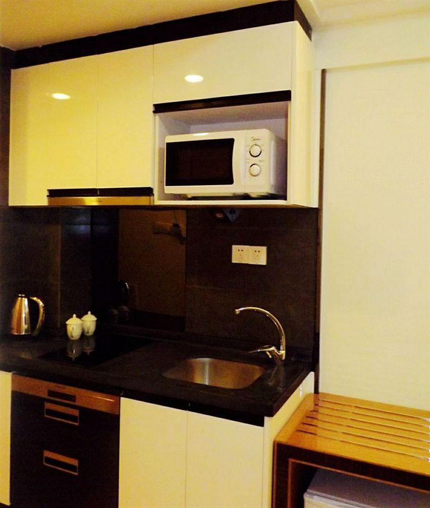 Private Enjoy Home Apartment Фошан Екстериор снимка