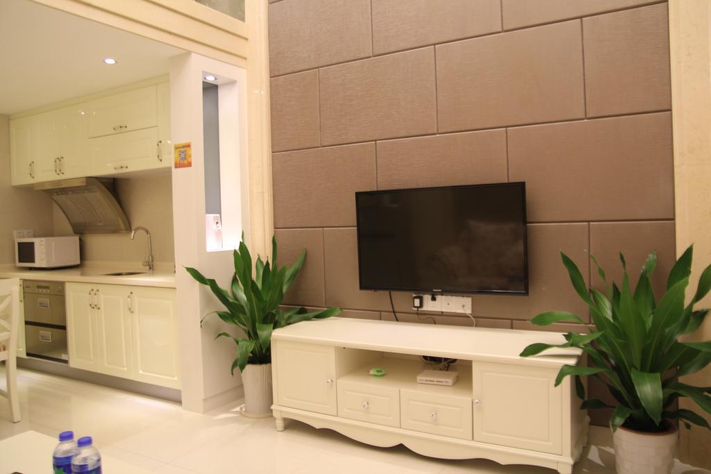 Private Enjoy Home Apartment Фошан Екстериор снимка