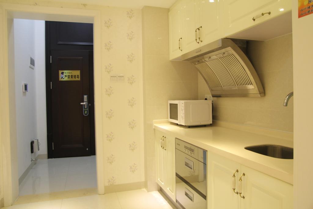 Private Enjoy Home Apartment Фошан Екстериор снимка